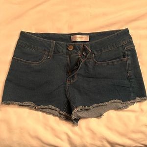 Jean short shorts